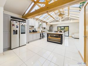 Photo 32- click for photo gallery